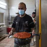 �Qualla di usare la passata � la nostra specialit�, rivela Leonardo...